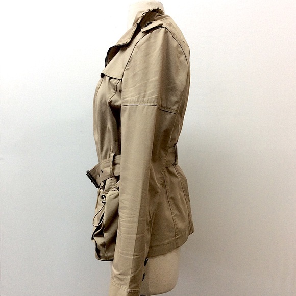 **SOLD SOLD**BURBERRY London* (8) KHAKI JACKET. - Picture 3 of 16